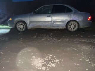 2000 Nissan Sentra V (B15), серый, 190000 рублей, вид 4