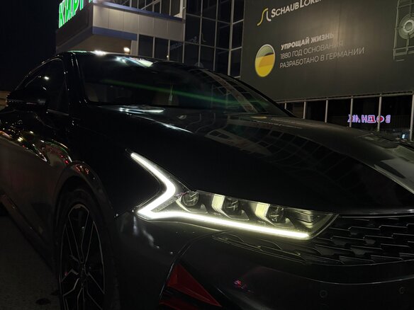 2020 Kia K5 III, чёрный, 1400000 рублей - вид 5