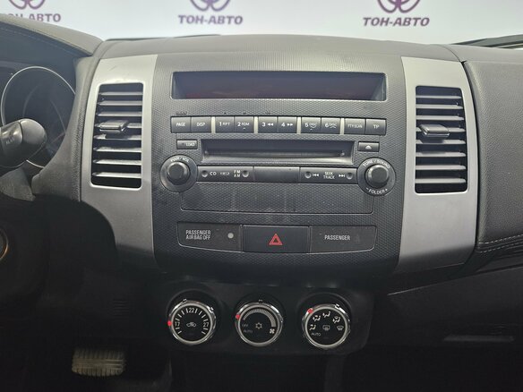 2010 Mitsubishi Outlander II Рестайлинг, чёрный, 945000 рублей - вид 14