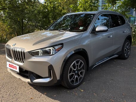 2023 BMW X1 28i xDrive III (U11/U12), серебристый, 4500000 рублей, вид 2