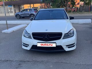 2012 Mercedes-Benz C-Класс 180 BlueEFFICIENCY III (W204) Рестайлинг, белый, 1080000 рублей, вид 1