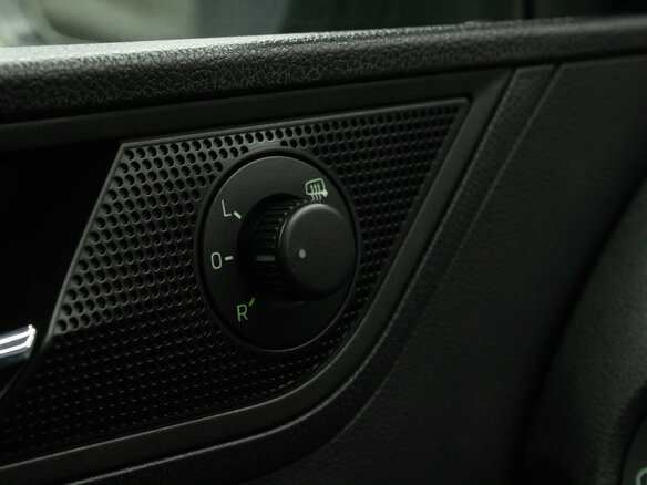 2017 Skoda Rapid I, коричневый, 1125000 рублей - вид 15