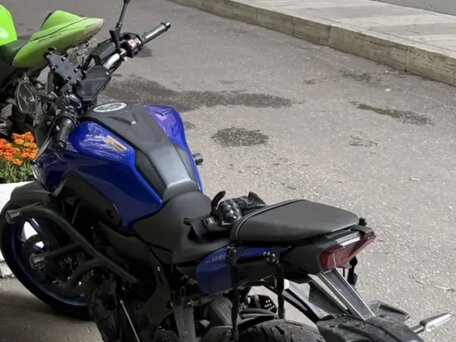 2024 Yamaha MT-07 (FZ-07), синий, 950000 рублей, вид 5