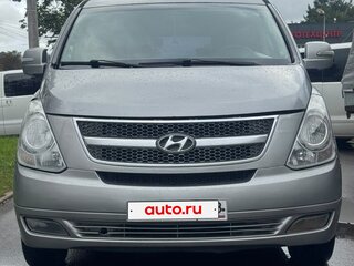 2014 Hyundai Grand Starex I, серебристый, 2000000 рублей, вид 2