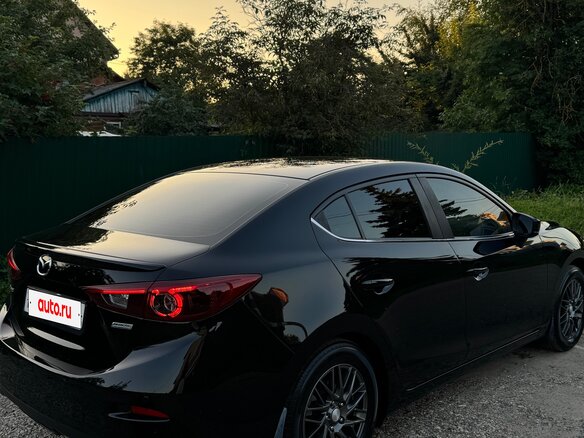 2018 Mazda 3 III (BM) Рестайлинг, чёрный - вид 1