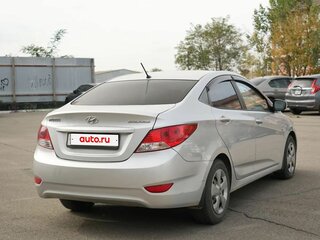 2014 Hyundai Solaris I, серебристый, 750000 рублей, вид 3
