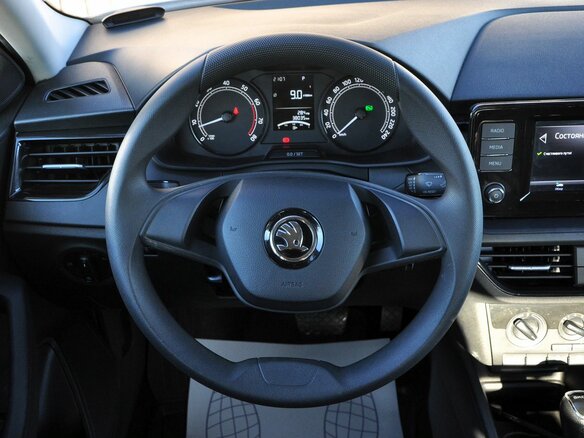 2022 Skoda Rapid II, белый, 1460000 рублей - вид 11