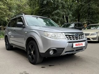 2011 Subaru Forester III Рестайлинг, серебристый, 1050000 рублей, вид 2