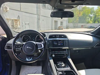 2018 Jaguar F-Pace I, синий, 2730000 рублей, вид 1