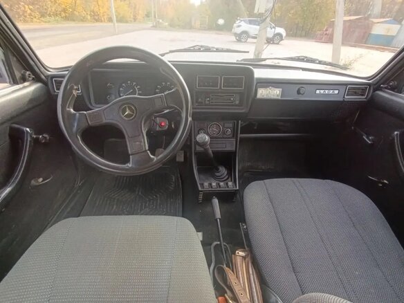 2011 Lada (ВАЗ) 2104, бежевый - вид 8