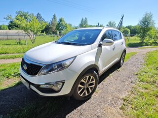 2014 Kia Sportage III Рестайлинг, белый, 1350000 рублей, вид 1