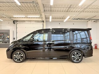 2016 Honda Stepwgn Spada V, чёрный, 2199999 рублей, вид 3