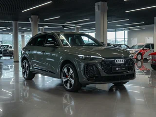 2026 Audi Q5 L III (GU), зелёный, 7000000 рублей, вид 2