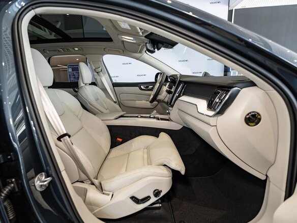 2026 Volvo XC60 II Рестайлинг 2, синий - вид 11