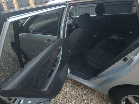 2005 Toyota Corolla Fielder IX (E120, E130) Рестайлинг, серебристый, 600000 рублей - вид 17