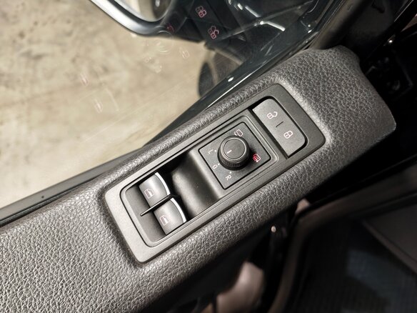 2017 Volkswagen Multivan T6, чёрный - вид 29