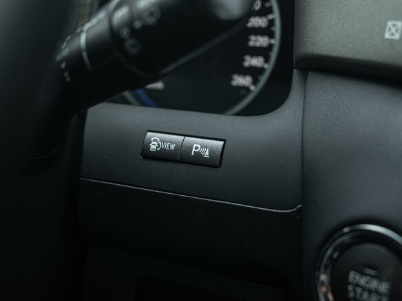 2011 Lexus LX 570 III, чёрный, 2890000 рублей - вид 28