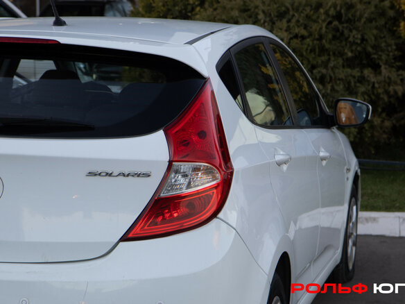 2013 Hyundai Solaris I, белый, 878000 рублей - вид 14