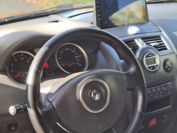 2007 Renault Megane II Рестайлинг, красный, 229000 рублей - вид 4