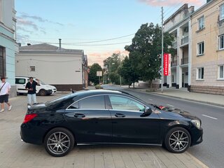 2013 Mercedes-Benz CLA 200 I (C117, X117), чёрный, 1350000 рублей, вид 4