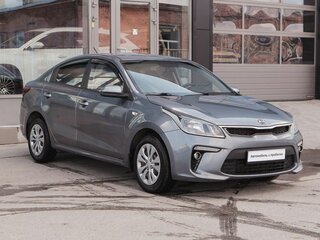 2019 Kia Rio IV, серый, 1345000 рублей, вид 3