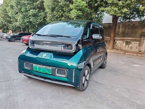 2023 Baojun Kiwi EV, зелёный - вид 9