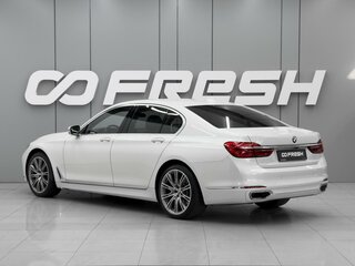 2017 BMW 7 серии 730i VI (G11/G12), белый, 2889000 рублей, вид 2
