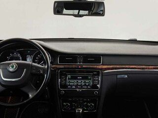 2013 Skoda Superb DSG II, белый, 850000 рублей, вид 5