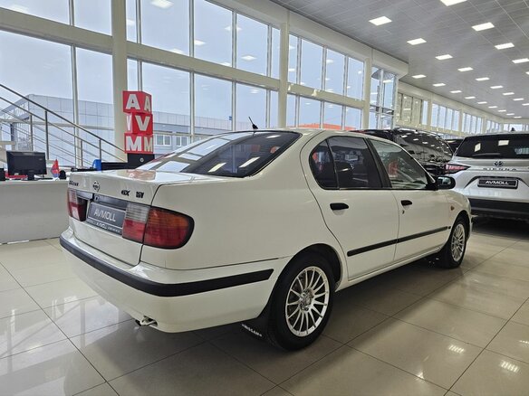 1998 Nissan Primera II (P11), белый, 388000 рублей - вид 8