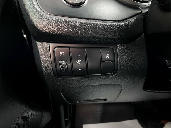 2016 Kia Ceed II Рестайлинг, серебристый, 1200000 рублей - вид 15