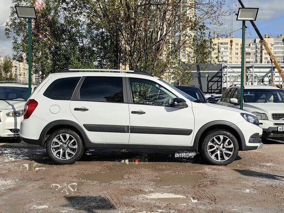2023 Lada (ВАЗ) Granta Cross I Рестайлинг, белый, 839000 рублей - вид 5