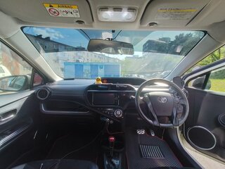 2014 Toyota Aqua I, белый, 910000 рублей, вид 5