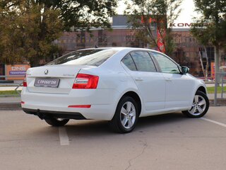 2017 Skoda Octavia III (A7), белый, 1215000 рублей, вид 5