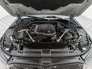 2025 BMW 5 серии 520d xDrive VIII (G60/G61/G68), серый, 8990000 рублей, вид 4