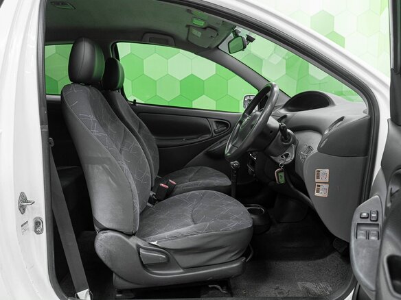 2003 Toyota Vitz I (P10), белый - вид 11