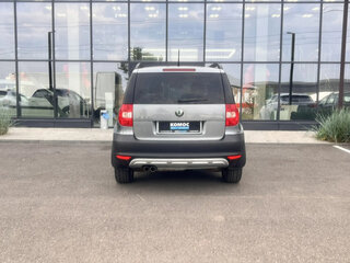 2012 Skoda Yeti I, серый, 829000 рублей, вид 4