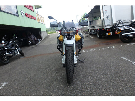 2019 Moto Guzzi V85 TT, чёрный, 710000 рублей, вид 2