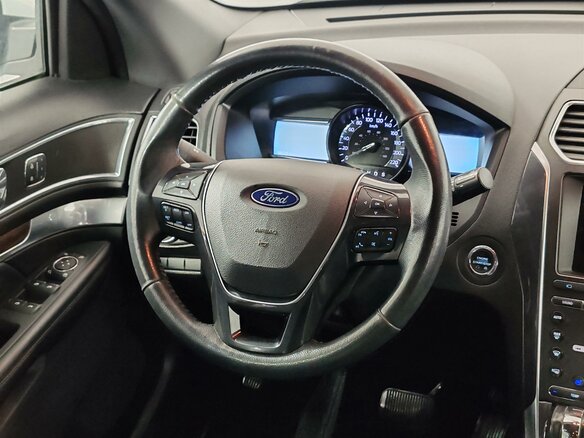 2018 Ford Explorer V Рестайлинг 2, белый, 2499000 рублей - вид 18