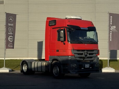 2013 Mercedes-Benz Actros, красный, 2950000 рублей, вид 1