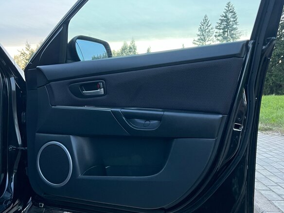 2007 Mazda 3 I (BK) Рестайлинг, чёрный - вид 10