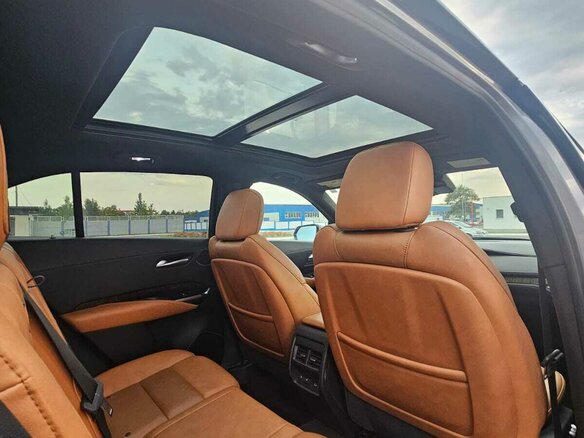 2023 Cadillac XT4 I, серебристый, 2050000 рублей - вид 17