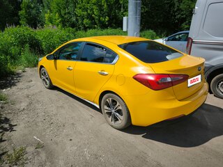 2013 Kia Cerato III, жёлтый, 690000 рублей, вид 5