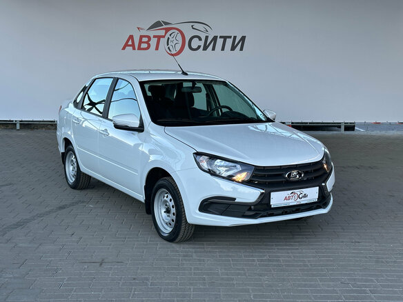 2026 Lada (ВАЗ) Granta I Рестайлинг, белый, 1010000 рублей - вид 4