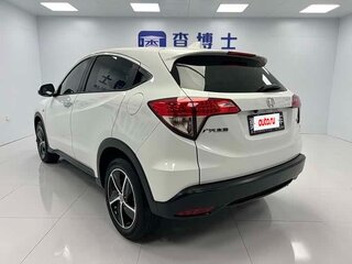 2022 Honda Vezel I Рестайлинг, белый, 1130000 рублей, вид 4