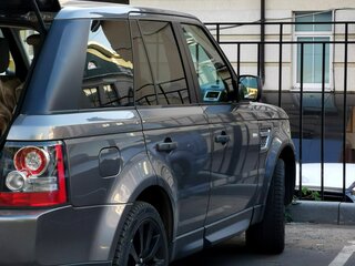 2010 Land Rover Range Rover Sport I Рестайлинг, серый, 2000000 рублей, вид 5
