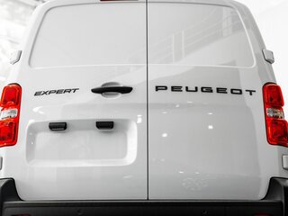 2025 Peugeot Expert III Рестайлинг, белый, 5099000 рублей, вид 4