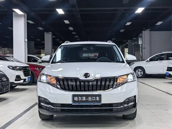 2023 Skoda Kamiq I (China Market), белый, 1850000 рублей - вид 1