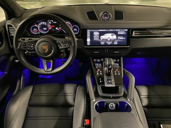 2021 Porsche Cayenne Turbo III, чёрный, 14790000 рублей - вид 7