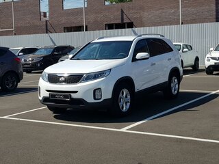 2012 Kia Sorento II Рестайлинг, белый, 1895000 рублей, вид 4