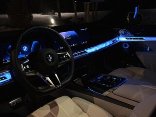 2025 BMW 7 серии 740d xDrive VII (G70), чёрный, 14500000 рублей, вид 5